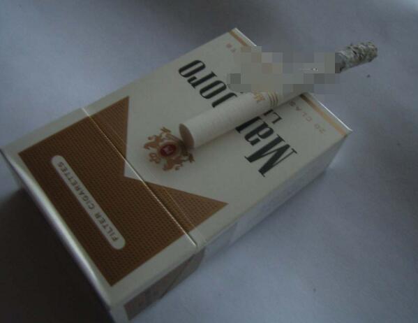 越代雪域香烟货源
